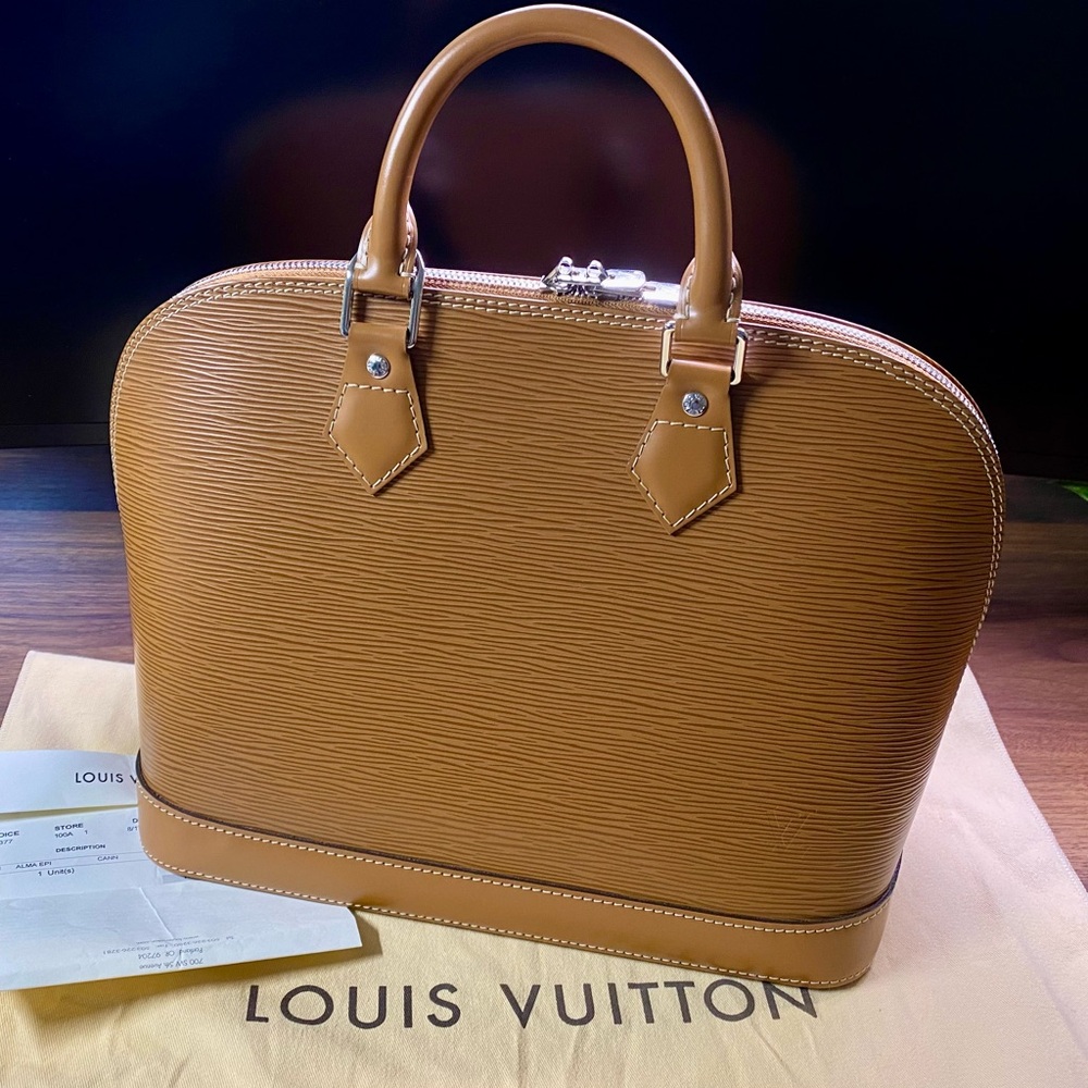 Louis Vuitton Alma Epi PM Brown Cannelle Purse